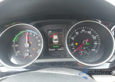 2016 Volkswagen Jetta Hybrid Sel Premium from USA, damaged, VIN 3VW637AJ2GM406934